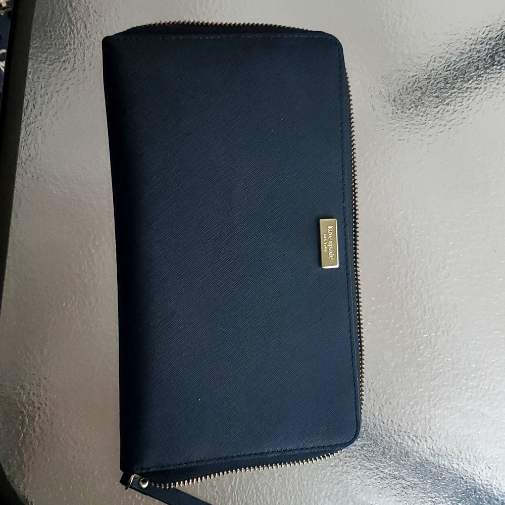 Kate Spade Wallet, black leather, brand new,